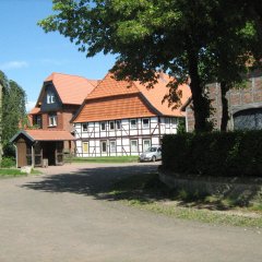 Dorfplatz Barnten mit Gebäuden