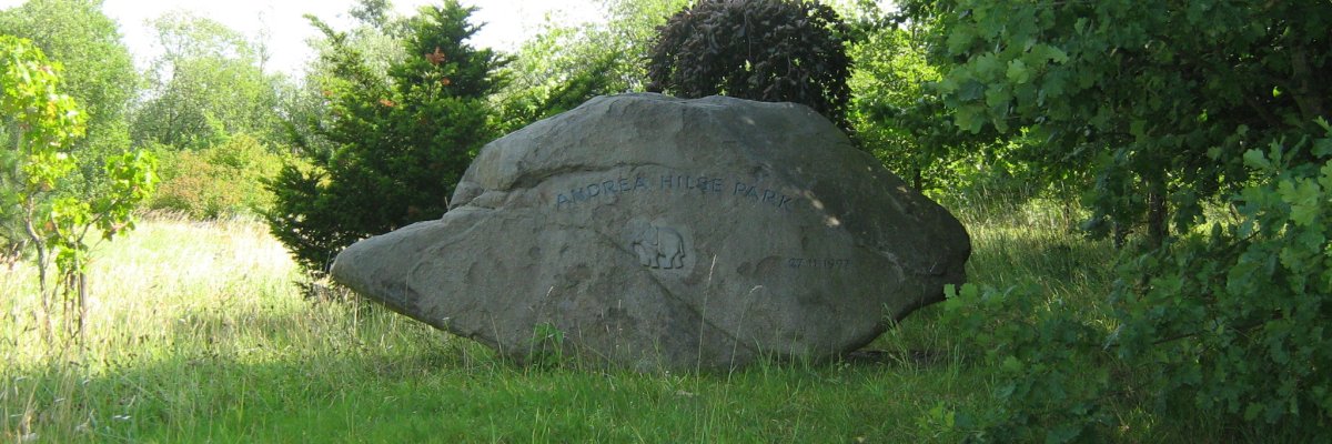 Stein im Andrea-Hilse-Park Fachwerkhaus