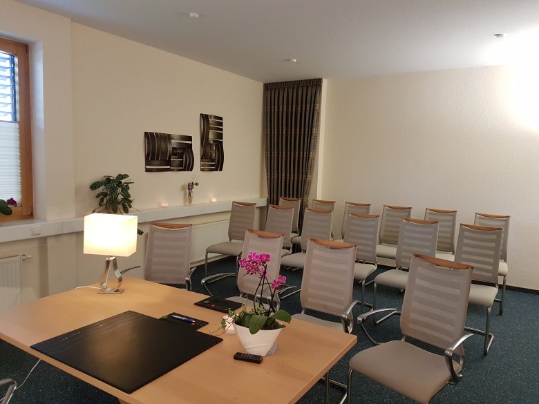 Trauzimmer Rathaus Blick in den Raum